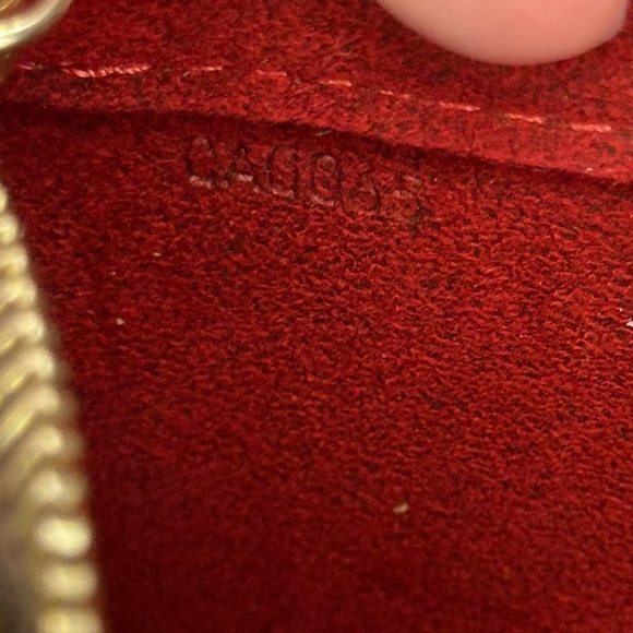 Louis Vuitton Viva Cite PM - Picture 13 of 16